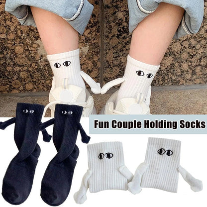 Magnetic Holding Hands Couple Socks - My Store