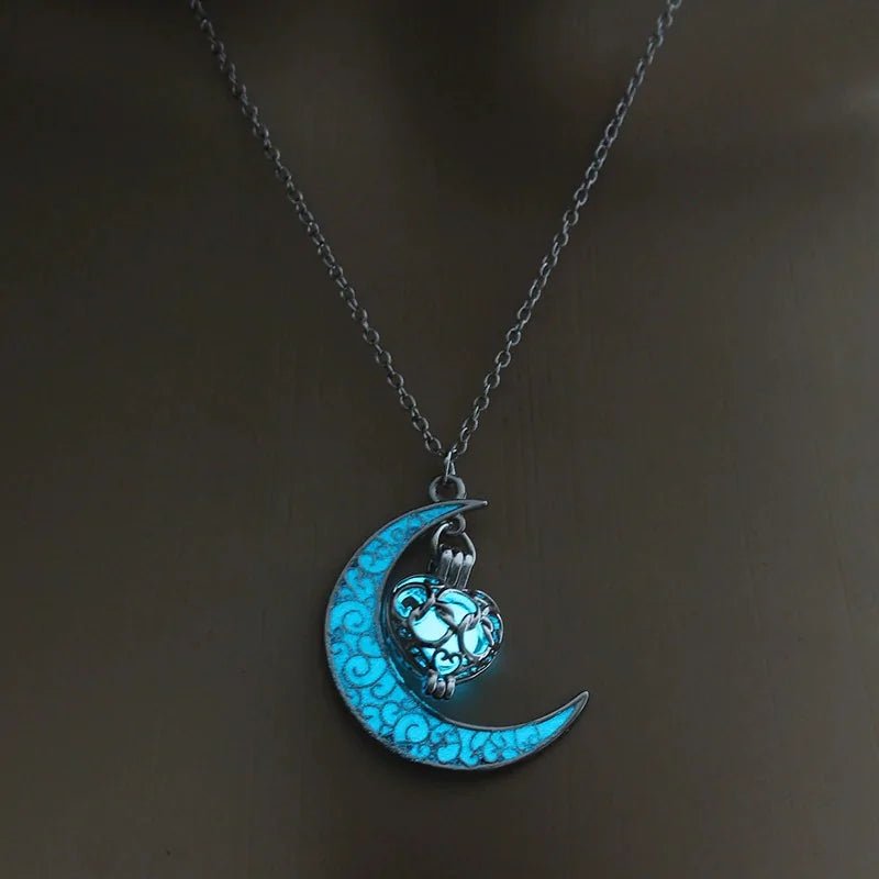 Moon Glowing Necklace - Necklace | Trendark