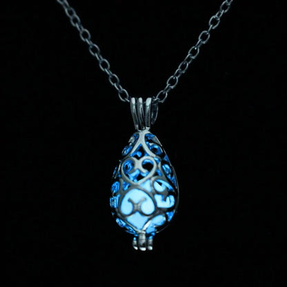 Moon Glowing Necklace - Necklace | Trendark