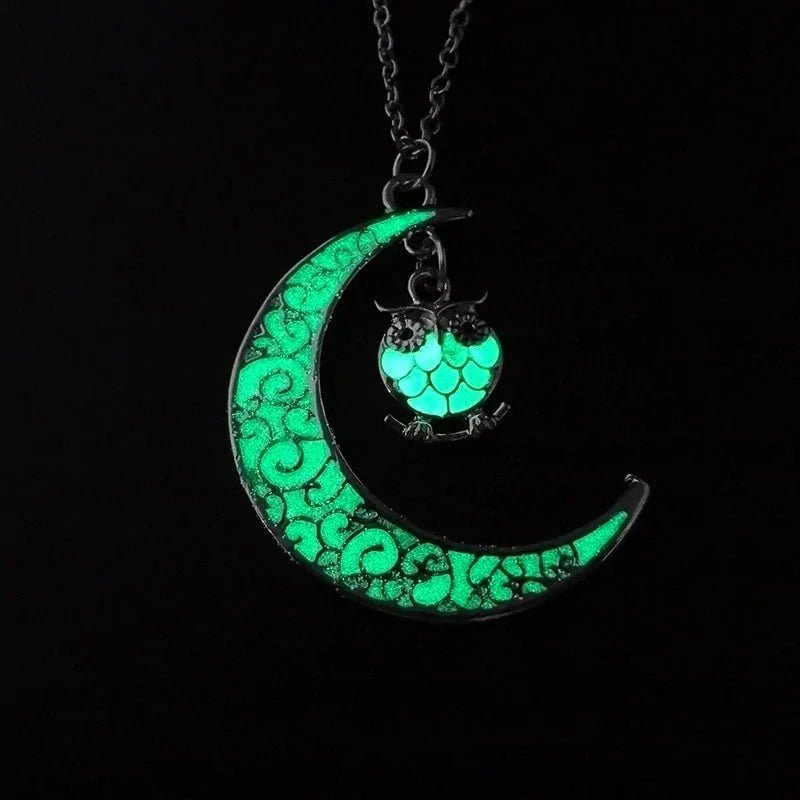 Moon Glowing Necklace - Necklace | Trendark