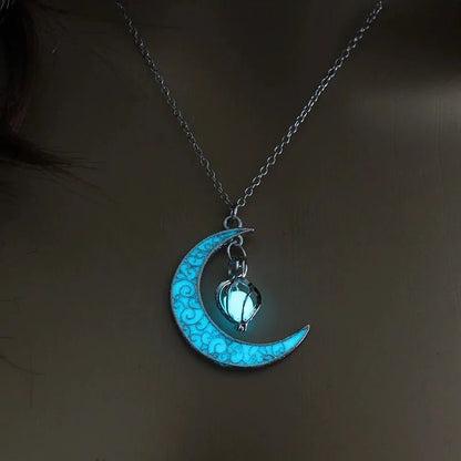 Moon Glowing Necklace - Necklace | Trendark