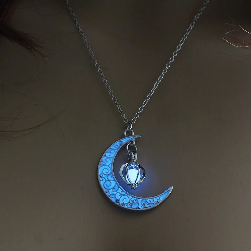 Moon Glowing Necklace - Necklace | Trendark